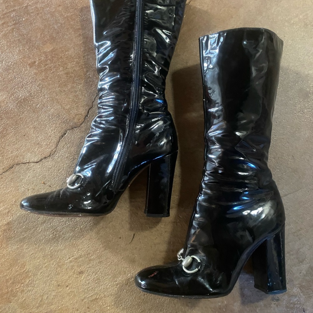 Gucci Glossy Black Heeled Boots with Buckle